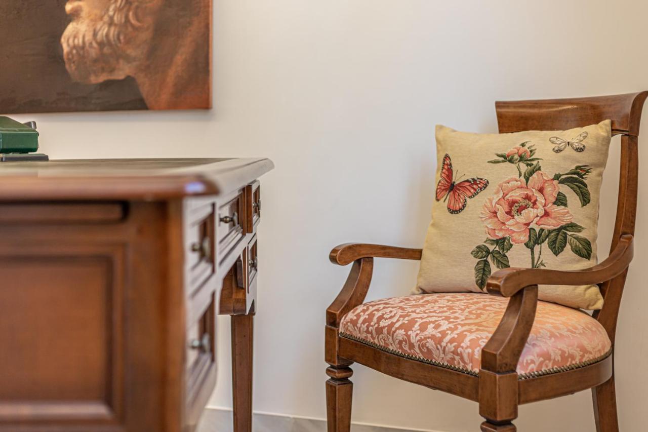 Ginevra Luxury New Classic Apartment Close Vatican โรม ภายนอก รูปภาพ