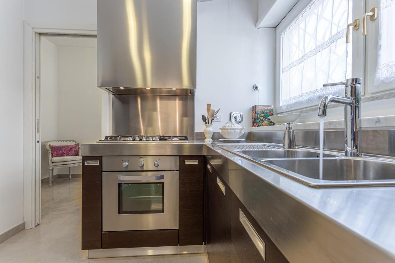 Ginevra Luxury New Classic Apartment Close Vatican โรม ภายนอก รูปภาพ